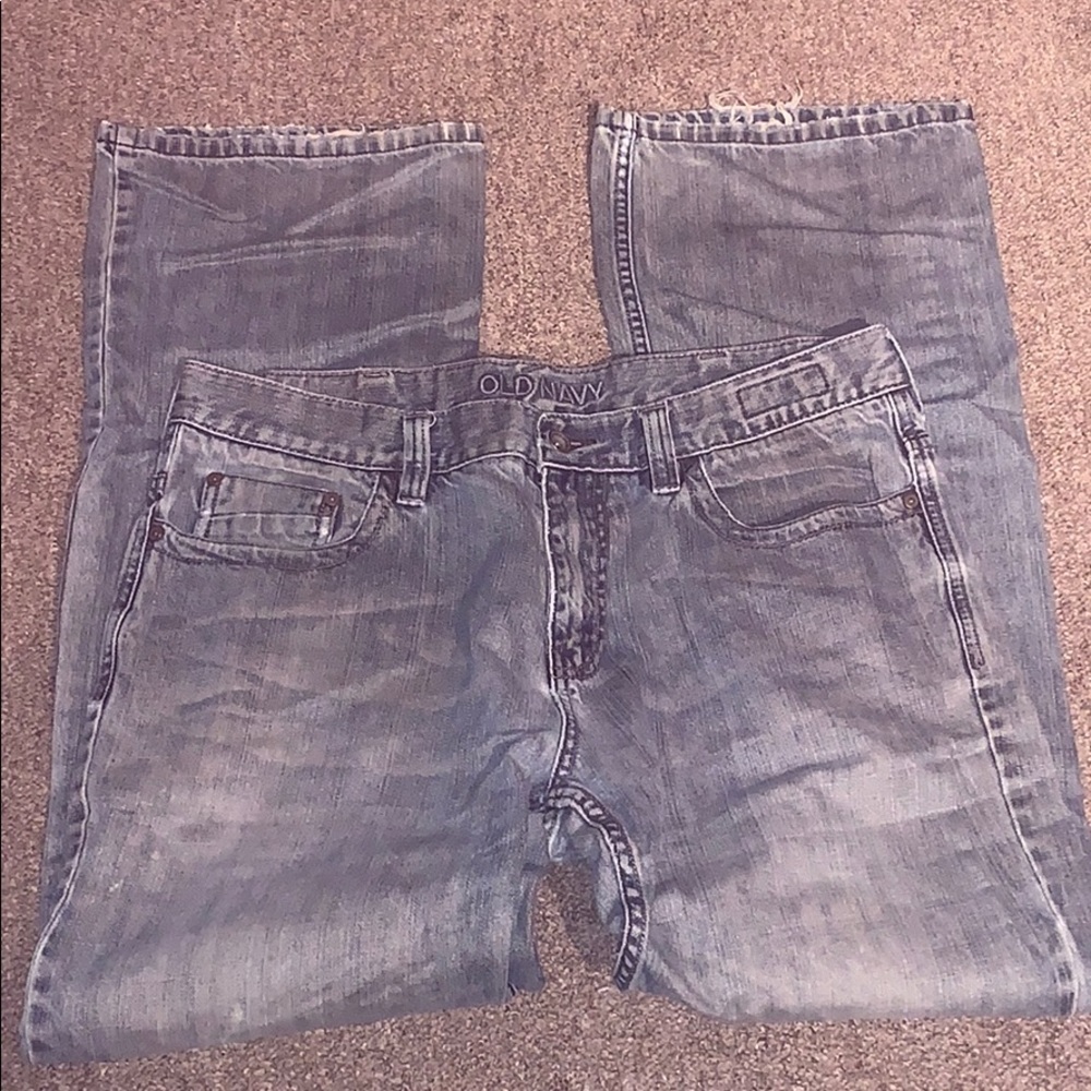 Old Navy Distressed Boot 🥾 Cut Jeans 👖